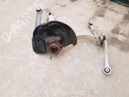 Venstre Styrespindel Lejehus AUDI Q7 (4MB, 4MG, 4MQ) [2015-2026]  32148944