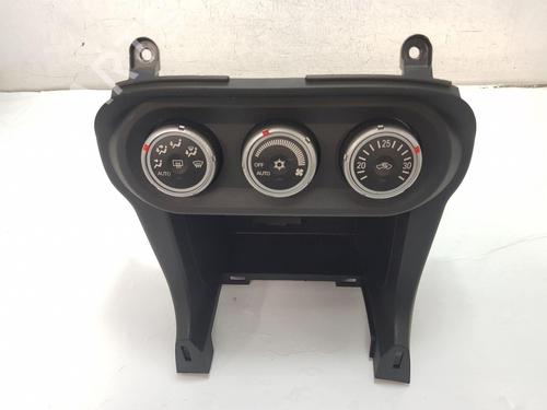 Used Climate control MITSUBISHI LANCER VIII (CY_A, CZ_A) EVO X (CZ4A) (295 hp) 22676429