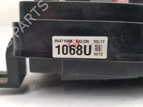 Fuse box VAUXHALL ANTARA A (L07) 2.2 CDTi 4x4 | BP29575660E1 