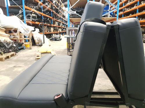 Rear seat VW TRANSPORTER T5 Van (7HA, 7HH, 7EA, 7EH) 2.0 TDI | BP31864337C17