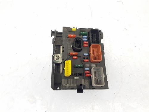Used Fuse box Fuse box 36698723 36698723