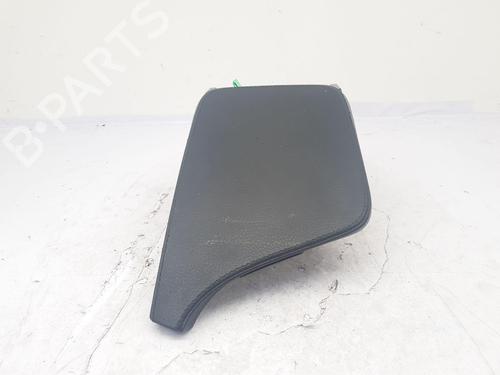 armrest-center-console-volvo-xc90-ii-256-2014-33559404 main image