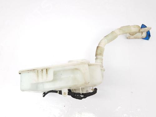 Used Windscreen washer tank VW CADDY III Box Body/MPV (2KA, 2KH, 2CA, 2CH) 1.6 TDI (102 hp) 29756071