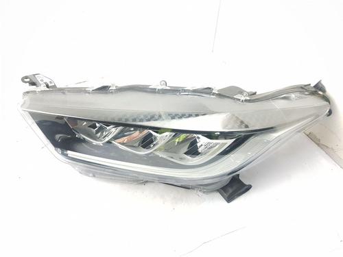 Left headlight TOYOTA YARIS (_P21_, _PA1_, _PH1_) 1.5 Hybrid (MXPH10, MXPH11) | BP31864277C28 