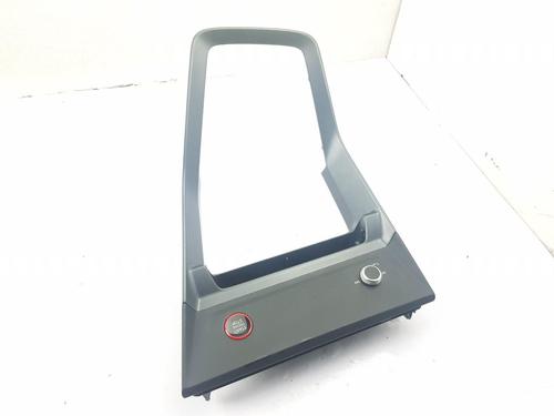 Used Shift knob AUDI Q3 Sportback (F3N) 2.5 RS TFSI quattro (400 hp) 30823341