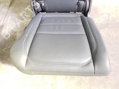 Right front seat FORD KUGA I 2.0 TDCi | BP28684152C16