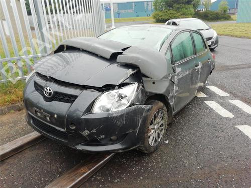 Cappelliera posteriore TOYOTA AURIS (_E15_) 2.0 D-4D (ADE150_, ADE150R) | BP30737629C85