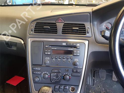 Used Parts VOLVO V70 II (285) D5 4750551