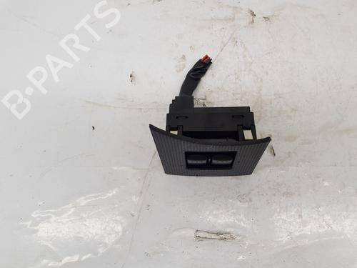 Used Right front window switch Right front window switch MAZDA MX-5 III (NC) 2.0 (NC18) (160 hp) 34103708 34103708