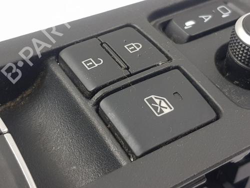 Right front window switch TOYOTA COROLLA Hatchback (_E21_, _EA1_, _EH1_) 2.0 Hybrid (MZEH12) | BP28413426I26