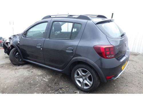 Engine control unit (ECU) DACIA SANDERO II  | BP22208482M57 