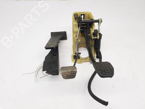 Used Pedal BMW 5 (E60) 520 d (163 hp) 30290326