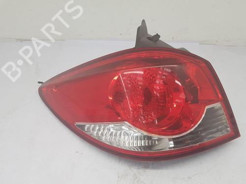 Używane Lampa tylna lewa Lampa tylna lewa CHEVROLET CRUZE Hatchback (J305) 1.6 (124 hp) 37519262 37519262
