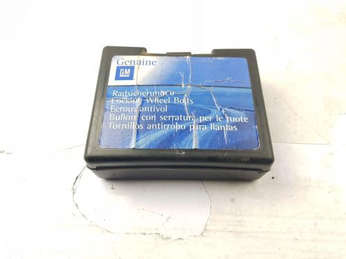 BP30627890O1 main image