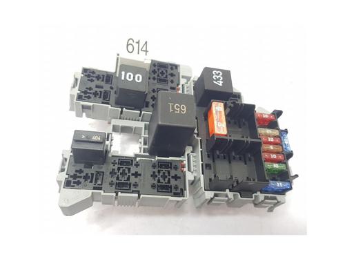 Used Fuse box PORSCHE CAYENNE (92A) [2010-2025]  22679910