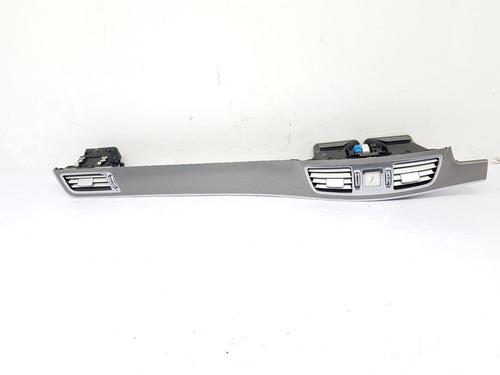 Used Air vent MERCEDES-BENZ E-CLASS T-Model (S212) E 220 BlueTEC (177 hp) 28049844