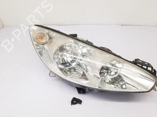 Used Right headlight Right headlight PEUGEOT 308 I (4A_, 4C_) 1.6 16V (120 hp) 39099603 39099603