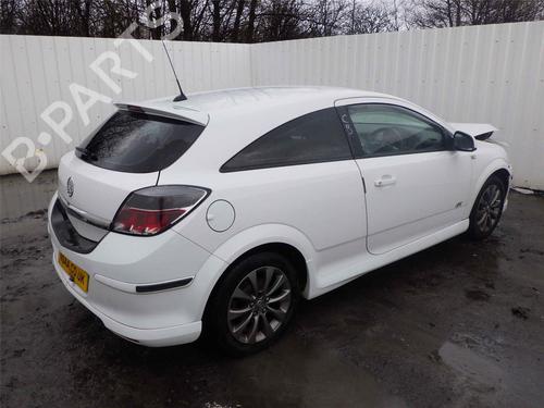 Left mirror OPEL ASTRA H GTC (A04)  | BP22668491C26 