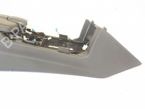 Armrest / Center console MERCEDES-BENZ E-CLASS (W212) E 220 BlueTEC (212.001) | BP28329804I20