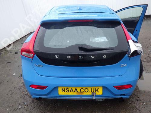 Brugte VOLVO V40 Hatchback (525) D4 4599095
