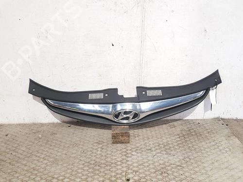 Used Grille HYUNDAI i30 (FD) 1.6 CRDi (90 hp) 24341754