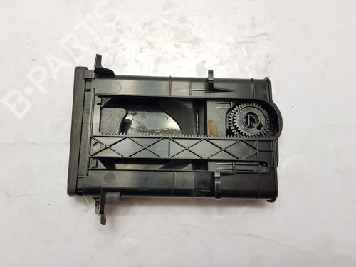 Kopholder/Genstandsholder TOYOTA AURIS (_E15_) 1.4 D-4D (NDE150_, NDE150R) (90 hp) 30090877