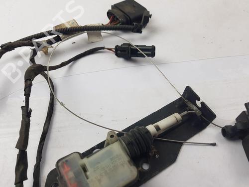 hjelmlås PORSCHE 911 (991) 3.8 GT3 | BP30977005C133 