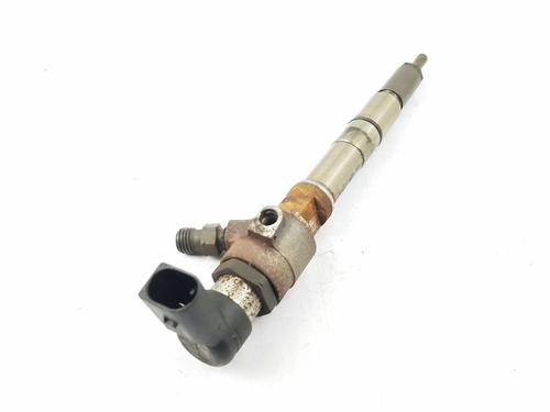 Used Injector AUDI A1 Sportback (8XA, 8XF) 1.6 TDI (105 hp) 30331068