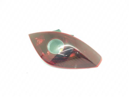 Used Right taillight Right taillight VAUXHALL CORSA Mk III (D) (S07) 1.2 i 16V (L08) (86 hp) 33329750 33329750