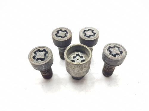 BP30500307O1 main image