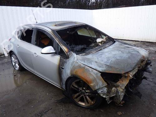 Used Parts VAUXHALL ASTRA Mk VI (J) (P10)  2.0 CDTi  2231576