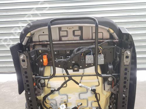 Right front seat LAND ROVER DEFENDER Station Wagon (L663) P300 Si4 4x4 | BP27689261C16 