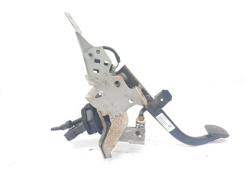 Clutch pedal VOLVO V40 Hatchback (525) T2 | BP31959723I13