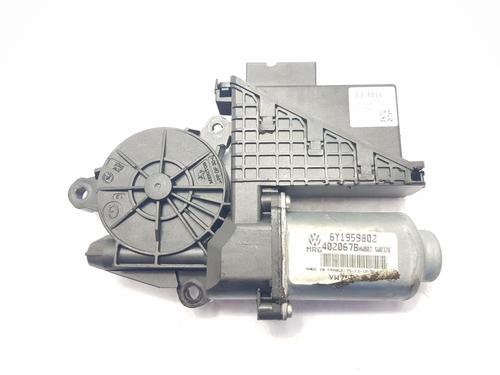 BP30650079E21 main image