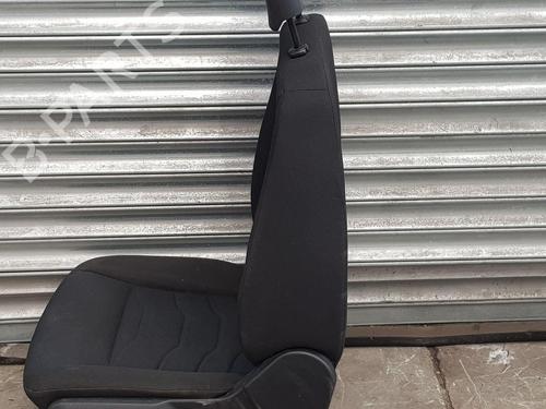 Right front seat IVECO DAILY VI Van 33S14, 35S14, 35C14, 42S14 | BP32846925C16  - Image 7