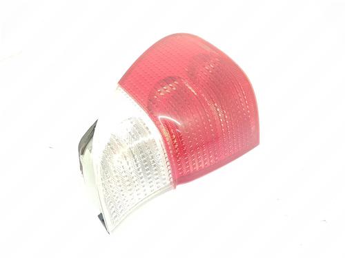 right-taillight-bmw-x5-e53-2000-2001-2002-2003-2004-2005-2006-32870430 main image