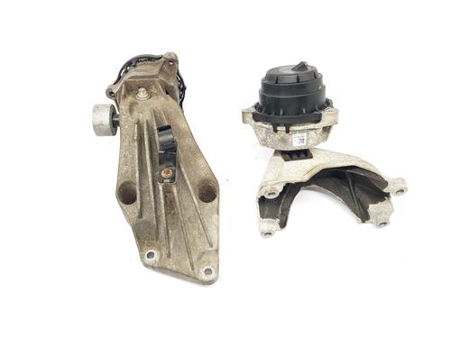 Used Engine mount BMW X4 (G02, F98) xDrive M40 d (326 hp) 31603575