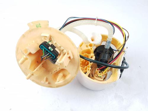 Used Fuel pump MERCEDES-BENZ A-CLASS (W177) A 200 d (177.012) (150 hp) 30471485