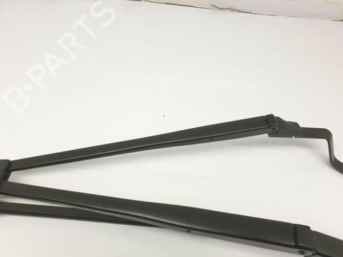 Front windshield wiper arm MCLAREN 570GT 3.8 | BP22709878C143 