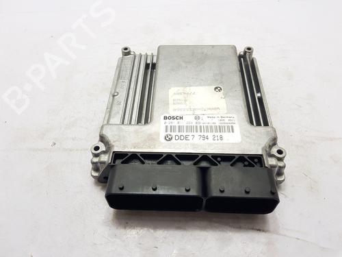 Used Engine control unit (ECU) BMW 5 (E60) 530 d (218 hp) 30864665