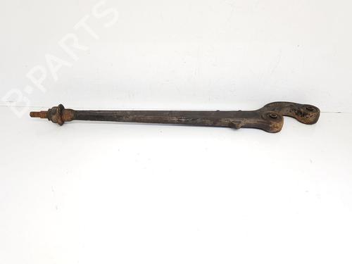 Used Right front suspension arm LAND ROVER DEFENDER Station Wagon (L316) 2.2 Td4 4x4 (L316) (122 hp) 22682586