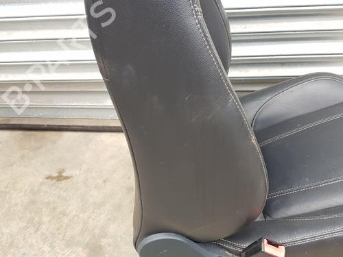 Right front seat FORD FIESTA VI (CB1, CCN) 1.6 Ti | BP26903388C16 