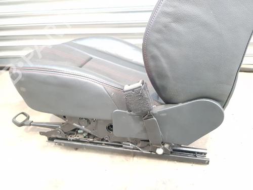 Right front seat AUDI A1 (8X1, 8XK) S1 quattro | BP23332150C16 