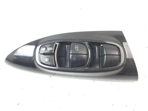 Used Right front window switch NISSAN JUKE (F15) 1.5 dCi (110 hp) 22682589