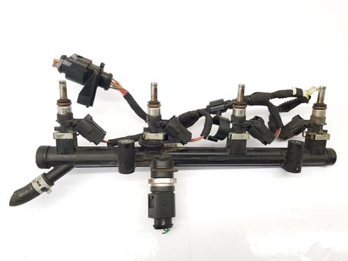 Rampa inyectora AUDI Q3 (8UB, 8UG) 2.0 TFSI quattro (180 hp) 32004088