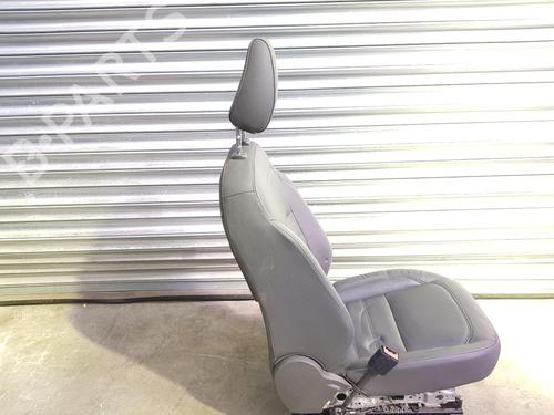 Right front seat FORD KUGA I 2.0 TDCi | BP28684152C16