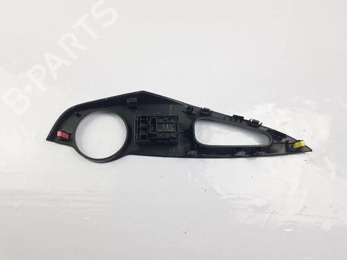 Right rear window switch TOYOTA COROLLA Hatchback (_E21_, _EA1_, _EH1_) 1.8 Hybrid (ZWE211, ZWE219) | BP27240522I28 