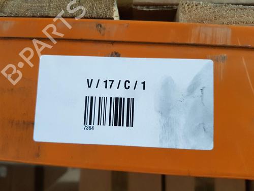 Cockpit VOLVO V70 II (285) 2.4 | BP28710714C47