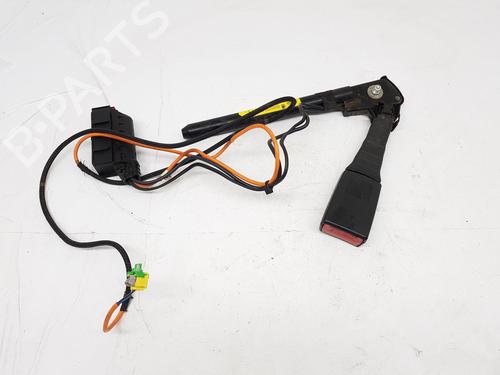 Høyre foran beltestrammer OPEL ZAFIRA / ZAFIRA FAMILY B (A05) [2005-2019]  22205983