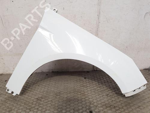 Used Right front fenders Right front fenders 36841882 36841882